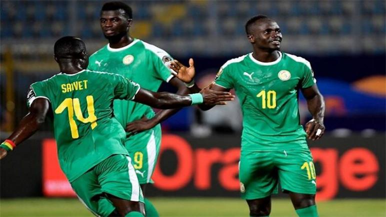 أسود التيرانجا أول المتأهلين لنهائيات كأس أمم أفريقيا 2021 إثر تغلبهم على غينيا بيساو بفضل هدف سايو ماني