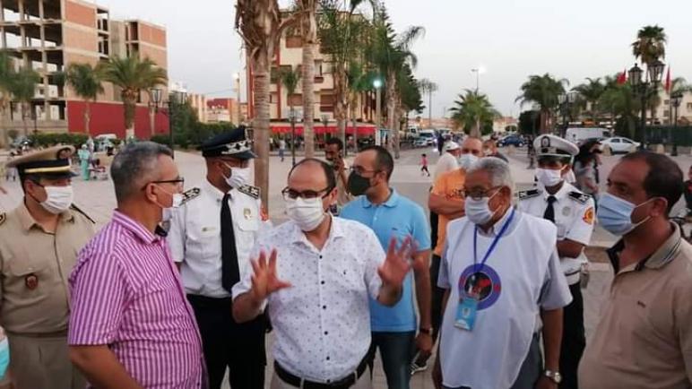 السلطات المحلية بسيدي سليمان تقود حملة تحسيسية بخطورة فيروس كورونا
